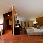Catalonia El Pilar Hotell 4*