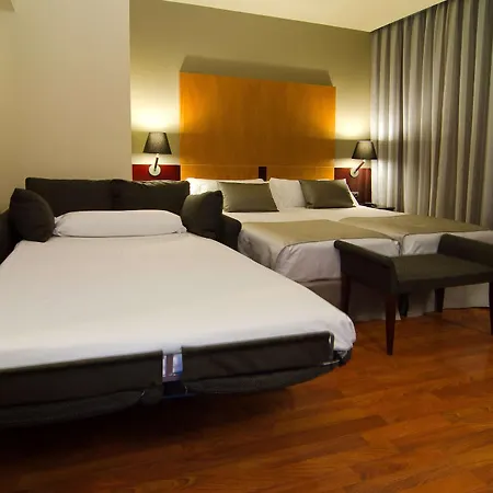 카탈로니아 엘 필라르 호텔