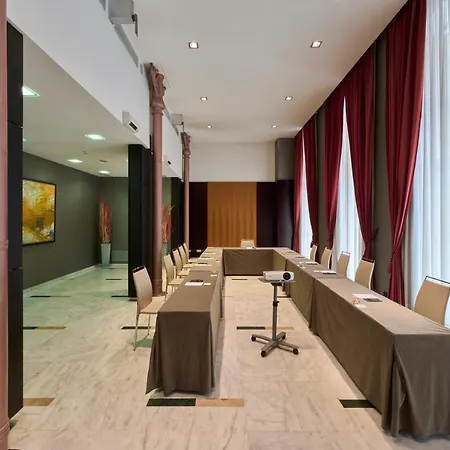 ホテル カタロニア エル ピラール