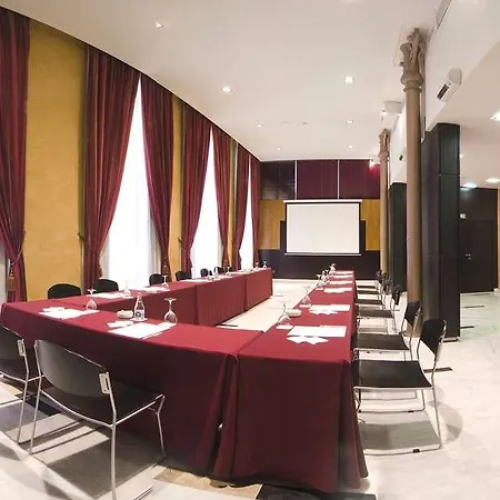 Hotel Catalonia El Pilar 4*