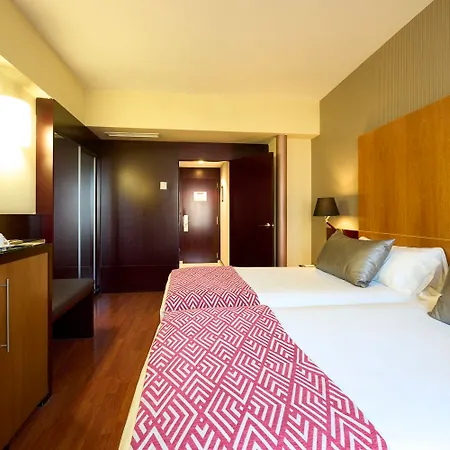 Hotel Catalonia El Pilar 4*