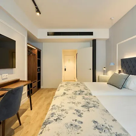Hotel Catalonia El Pilar 4*
