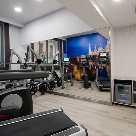 ホテル カタロニア エル ピラール