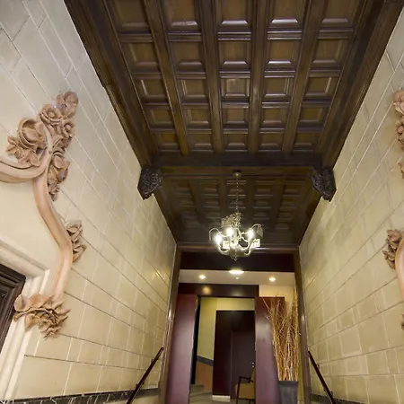 카탈로니아 엘 필라르 4*