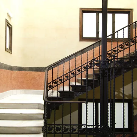 Catalonia El Pilar Сарагоса