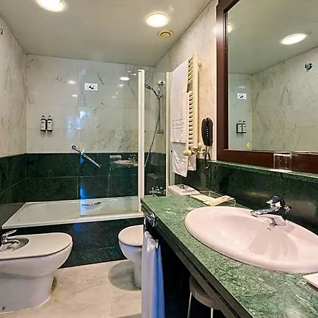 Catalonia El Pilar 4* Сарагоса