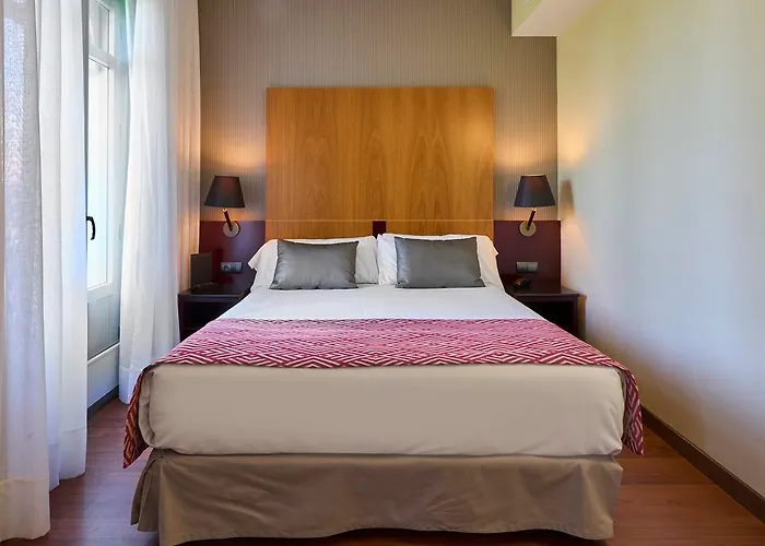 Catalonia El Pilar 4* Сарагоса