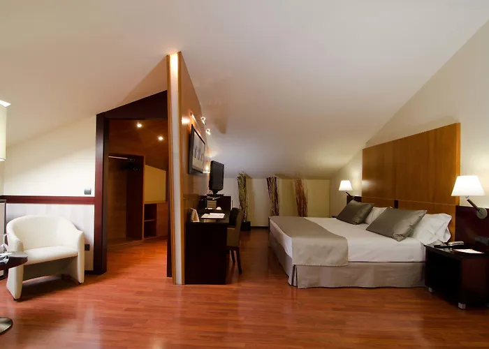 Catalonia El Pilar Hotel 4*