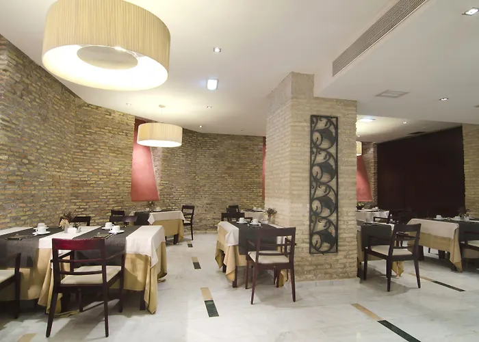 Отель Catalonia El Pilar Сарагоса