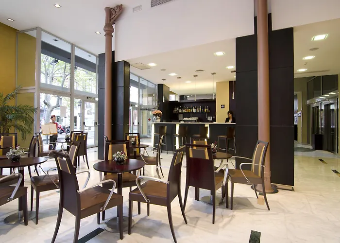 Hotel Catalonia El Pilar 4*