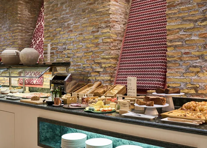 Отель Catalonia El Pilar Сарагоса