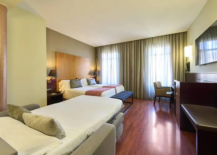 Catalonia El Pilar Отель 4*